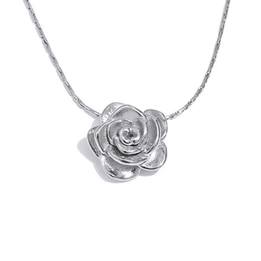 Derby's Rose Stud Necklace
