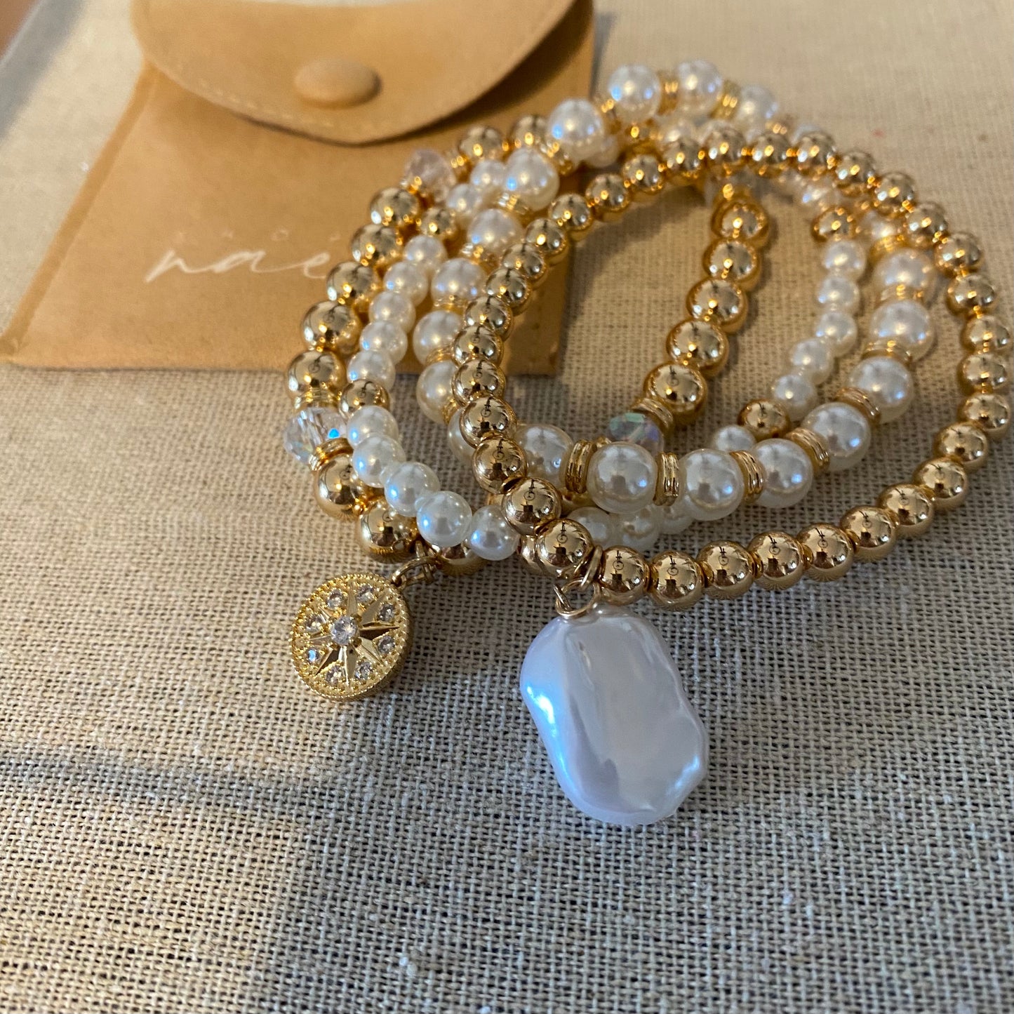 Pearl stackable bracelet