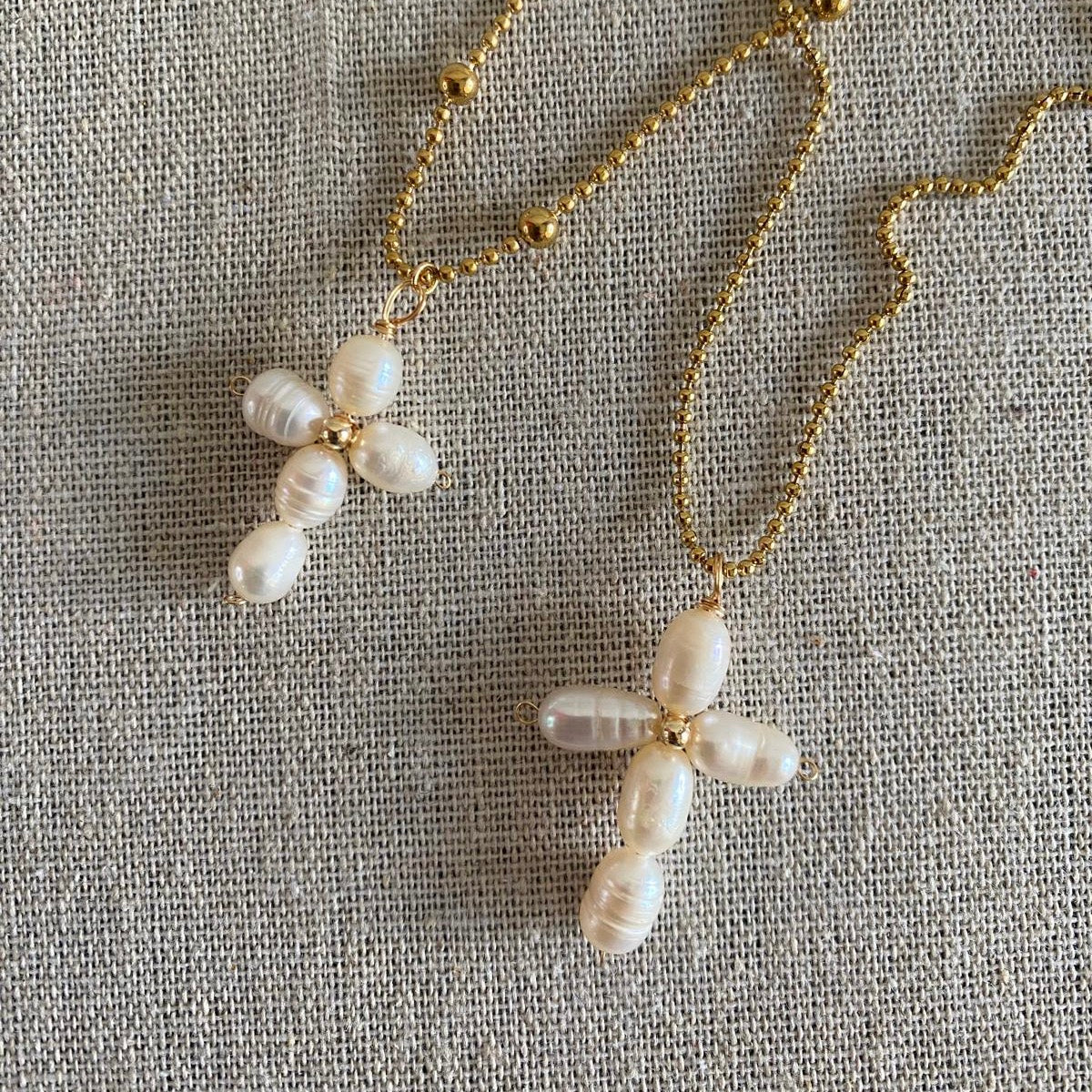 Freshwater pearl cross