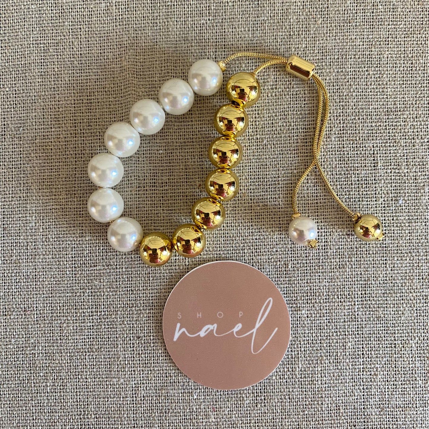 pearl-gold beaded bracelet