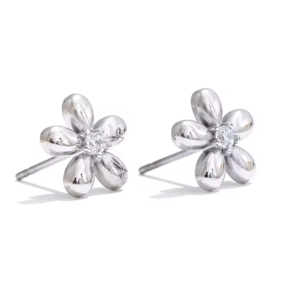 Mini SilverFlower Studs