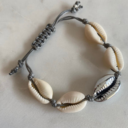 Silver Shell bracelet