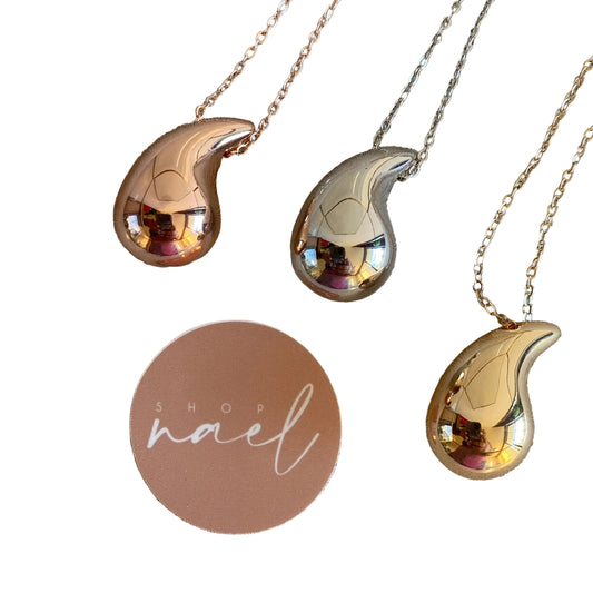 Bold drop necklace