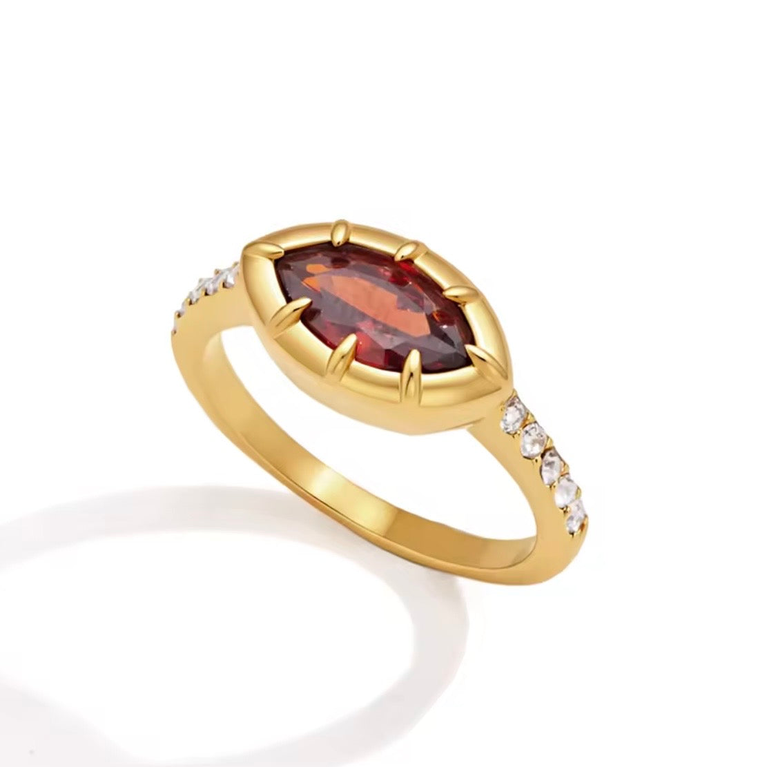 Amora Zircon Ring