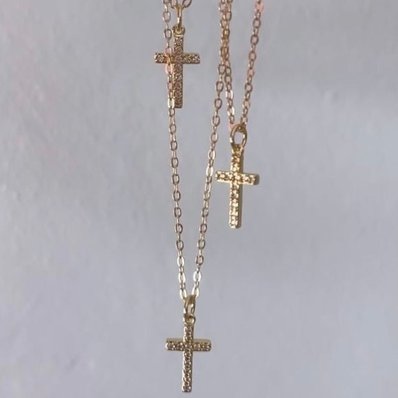 Mini zircon cross