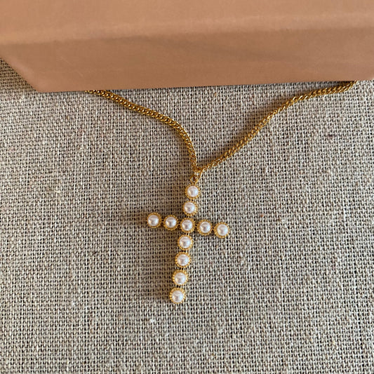 Mini Pearl Cross