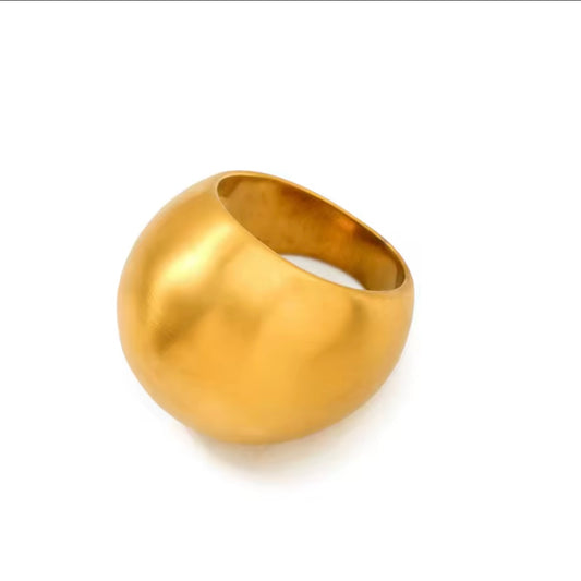 Solenne Matte Ring