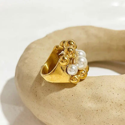 Amari Ring