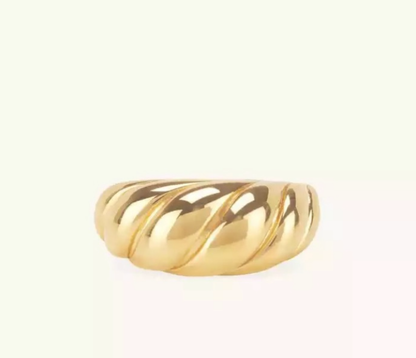 Croissant Ring