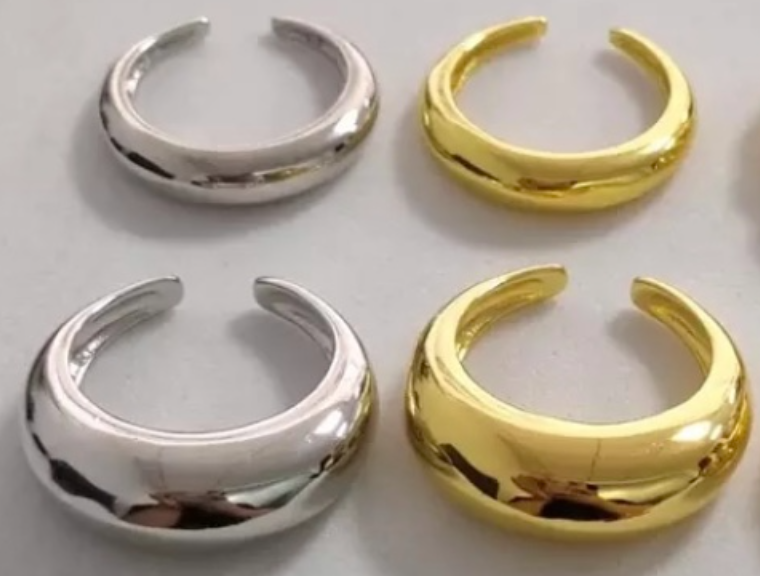 Glossy wide and slim rings