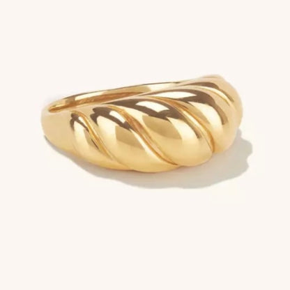 Croissant Ring